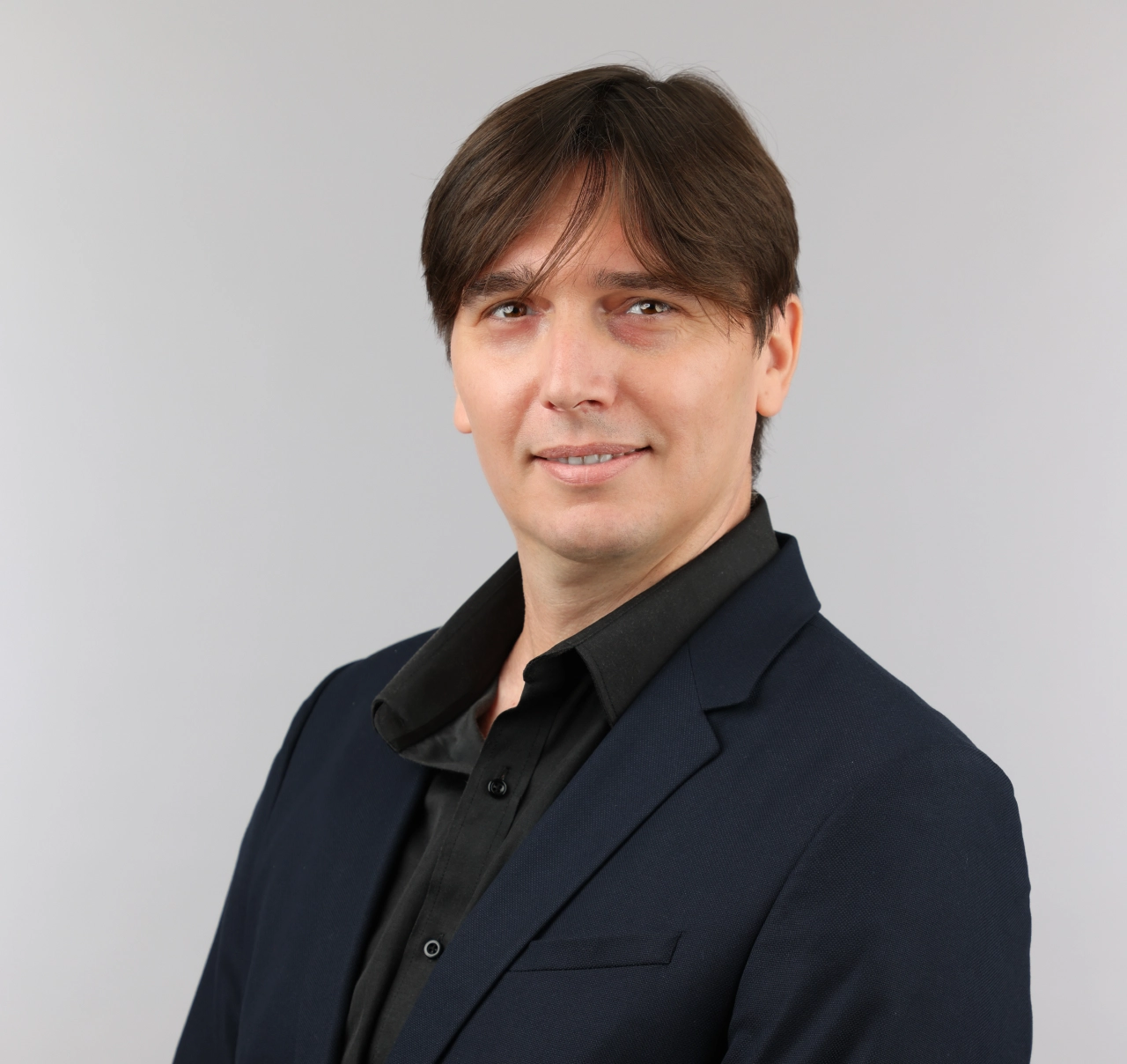 Avi Ilinsky CMO - Reacheffect ad network